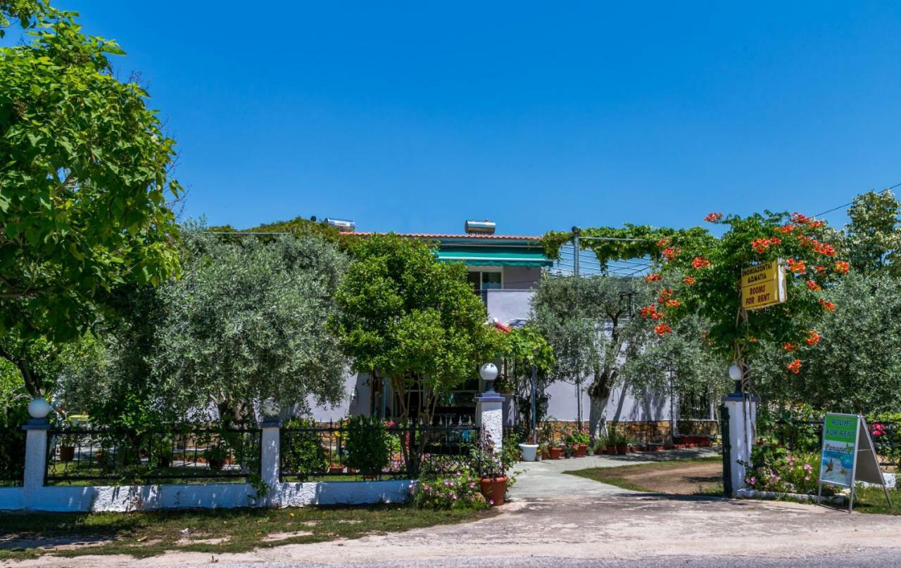 Studios Panagiotas House Астрис Экстерьер фото